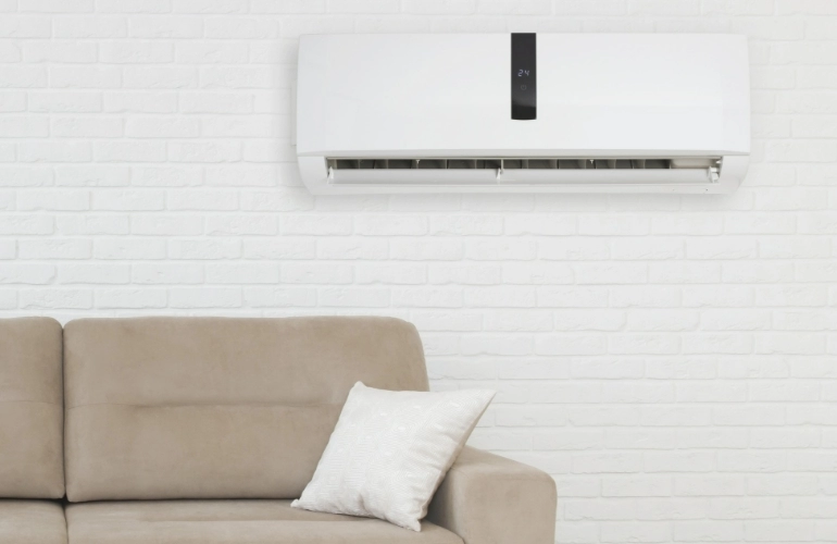 ściana z białej cegły